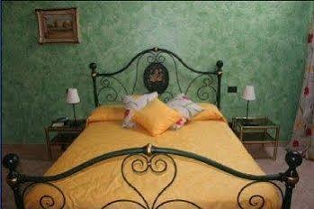 Bed and Breakfast La Cascina Di Alice Castiglione Delle Stiviere Zewnętrze zdjęcie